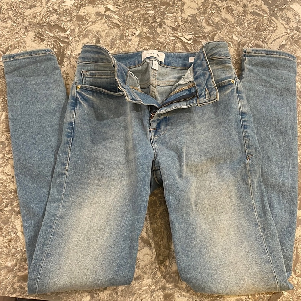 FRAME Le One Skinny Jean